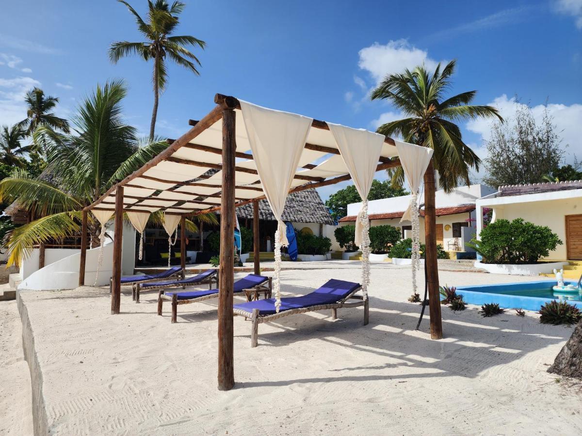 Nautilus Boutique Hotel Uroa Bagian luar foto