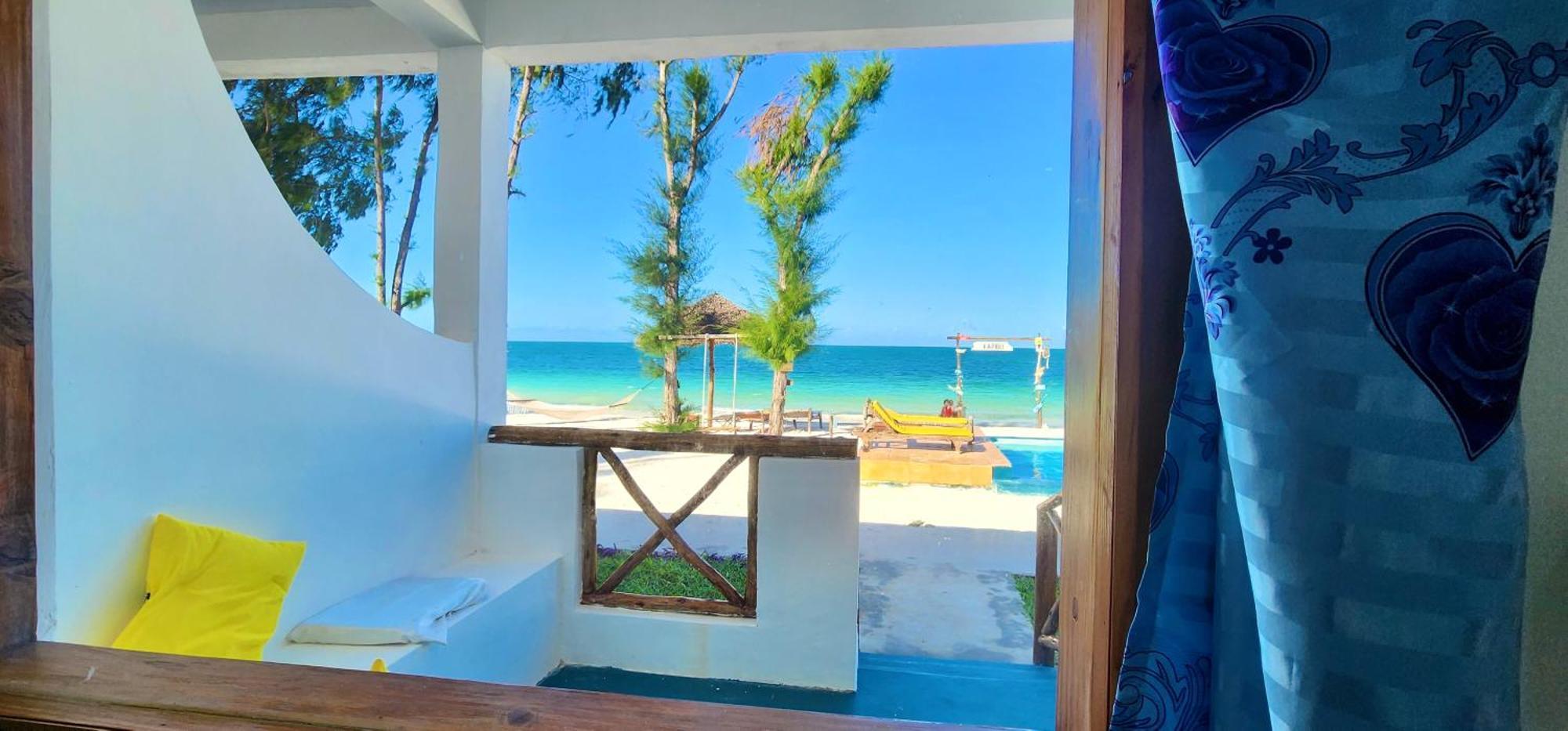 Nautilus Boutique Hotel Uroa Bagian luar foto